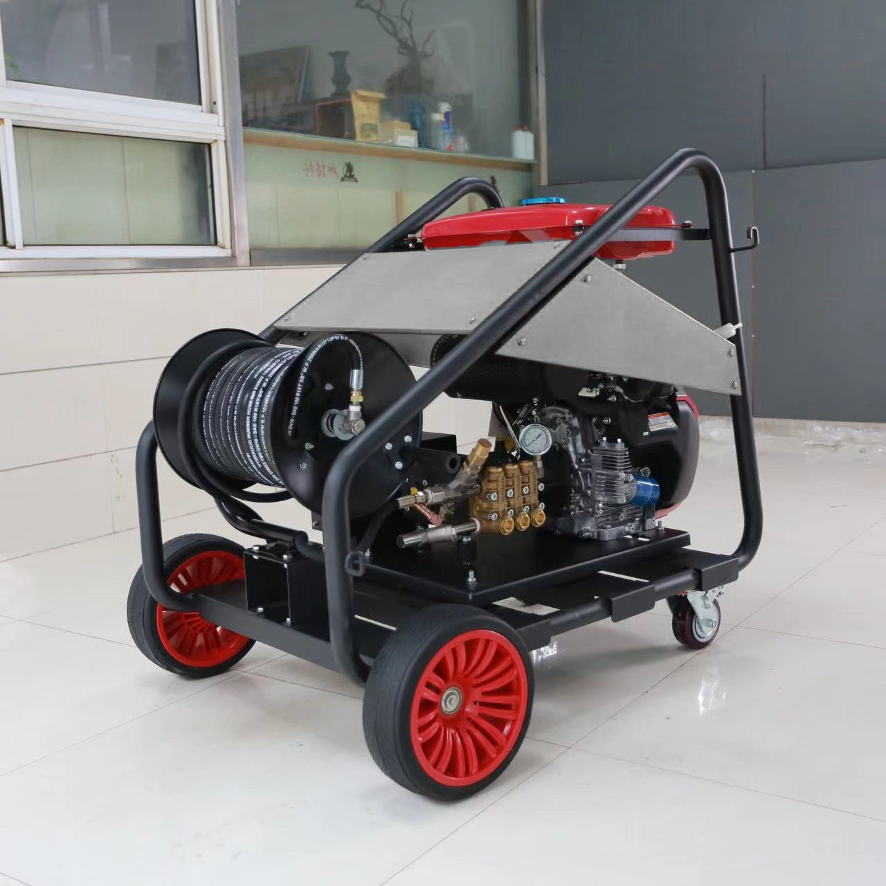 H2041G gas-powered high pressure washer for heavy-duty industrial cleaning